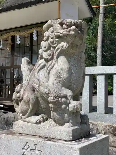 神場山神社の狛犬