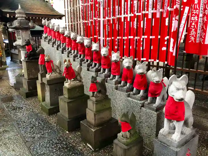 豊川稲荷東京別院の狛犬