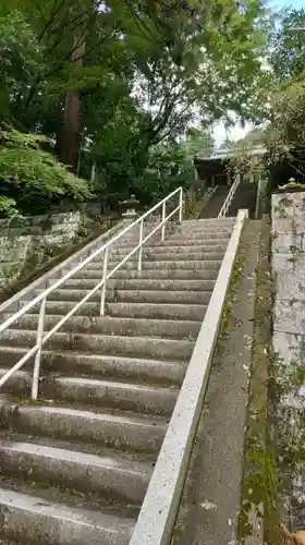 泉神社の建物その他