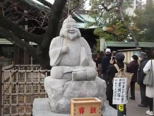 荏原神社の像