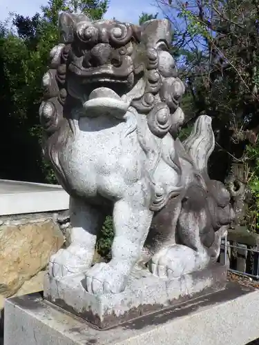 都筑神社の狛犬