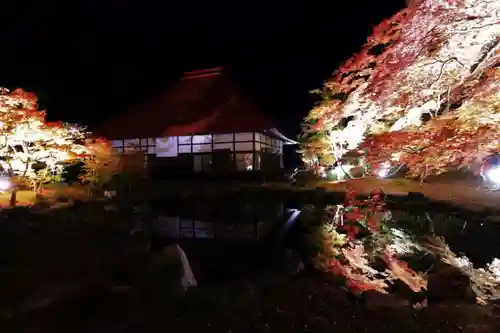 真照寺の本殿・本堂
