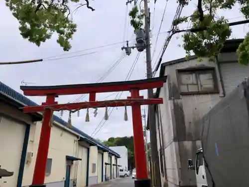 菱妻神社の鳥居