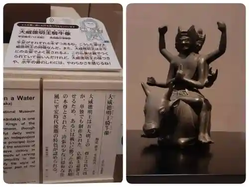 龍王社の{uncategorized: "未分類", other: "その他", undefined: "問題あり", building: "その他建物", grave: "お墓", sacred_gate: "鳥居", guardian: "狛犬", statue: "像", buddha: "仏像", history: "歴史", nature: "自然", garden: "庭園", animal: "動物", pagoda: "塔", temizu: "手水舎", mountain_gate: "山門・神門", sanctuary: "本殿・本堂", subordinate: "末社・摂社", art: "芸術", scenery: "景色", jizo: "地蔵", ema: "絵馬", goshuin: "御朱印", omikuji: "おみくじ", items: "授与品その他", amulet: "お守り", goshuincho: "御朱印帳", eats: "食事", festival: "お祭り", votive_dance: "神楽", shichigosan: "七五三参", wedding: "結婚式", experience: "体験その他", initially: "初詣", around: "周辺", anti_infection: "感染症対策"}