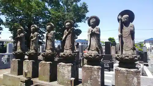 梅岩寺の地蔵