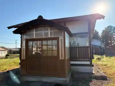 神明社の{uncategorized: "未分類", other: "その他", undefined: "問題あり", building: "その他建物", grave: "お墓", sacred_gate: "鳥居", guardian: "狛犬", statue: "像", buddha: "仏像", history: "歴史", nature: "自然", garden: "庭園", animal: "動物", pagoda: "塔", temizu: "手水舎", mountain_gate: "山門・神門", sanctuary: "本殿・本堂", subordinate: "末社・摂社", art: "芸術", scenery: "景色", jizo: "地蔵", ema: "絵馬", goshuin: "御朱印", omikuji: "おみくじ", items: "授与品その他", amulet: "お守り", goshuincho: "御朱印帳", eats: "食事", festival: "お祭り", votive_dance: "神楽", shichigosan: "七五三参", wedding: "結婚式", experience: "体験その他", initially: "初詣", around: "周辺", anti_infection: "感染症対策"}