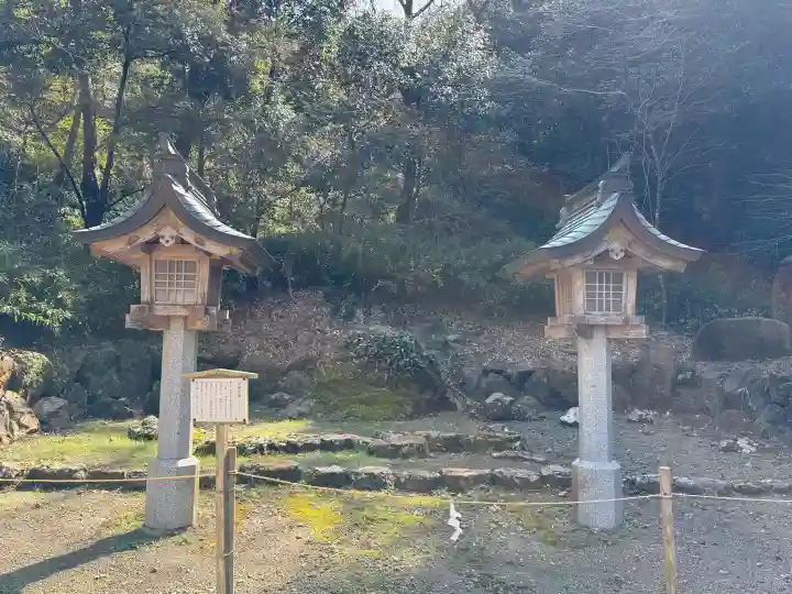岐阜護國神社の{uncategorized: "未分類", other: "その他", undefined: "問題あり", building: "その他建物", grave: "お墓", sacred_gate: "鳥居", guardian: "狛犬", statue: "像", buddha: "仏像", history: "歴史", nature: "自然", garden: "庭園", animal: "動物", pagoda: "塔", temizu: "手水舎", mountain_gate: "山門・神門", sanctuary: "本殿・本堂", subordinate: "末社・摂社", art: "芸術", scenery: "景色", jizo: "地蔵", ema: "絵馬", goshuin: "御朱印", omikuji: "おみくじ", items: "授与品その他", amulet: "お守り", goshuincho: "御朱印帳", eats: "食事", festival: "お祭り", votive_dance: "神楽", shichigosan: "七五三参", wedding: "結婚式", experience: "体験その他", initially: "初詣", around: "周辺", anti_infection: "感染症対策"}