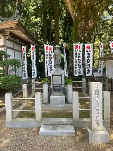 無動寺の像