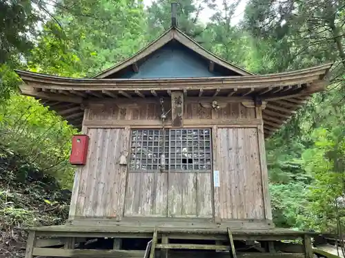 温泉八幡神社の末社