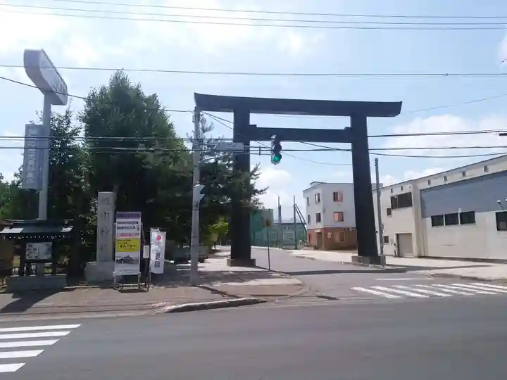 旭川神社の鳥居
