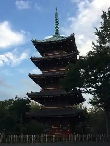 上野東照宮の塔