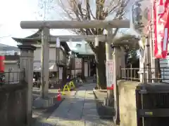 白幡八幡神社の鳥居