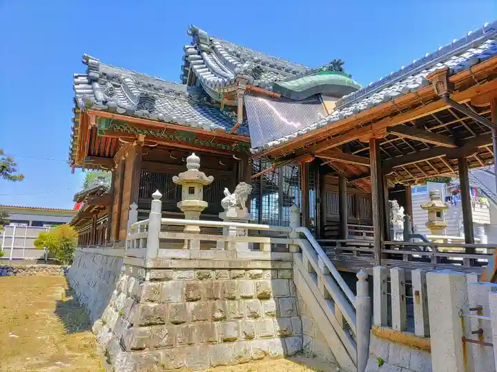 白山社(前飛保町)の本殿・本堂