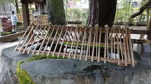 賣布神社の手水舎