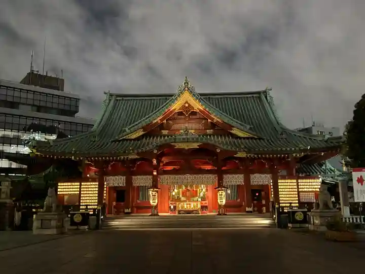 神田神社(神田明神)の{uncategorized: "未分類", other: "その他", undefined: "問題あり", building: "その他建物", grave: "お墓", sacred_gate: "鳥居", guardian: "狛犬", statue: "像", buddha: "仏像", history: "歴史", nature: "自然", garden: "庭園", animal: "動物", pagoda: "塔", temizu: "手水舎", mountain_gate: "山門・神門", sanctuary: "本殿・本堂", subordinate: "末社・摂社", art: "芸術", scenery: "景色", jizo: "地蔵", ema: "絵馬", goshuin: "御朱印", omikuji: "おみくじ", items: "授与品その他", amulet: "お守り", goshuincho: "御朱印帳", eats: "食事", festival: "お祭り", votive_dance: "神楽", shichigosan: "七五三参", wedding: "結婚式", experience: "体験その他", initially: "初詣", around: "周辺", anti_infection: "感染症対策"}