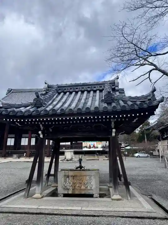 西教寺の{uncategorized: "未分類", other: "その他", undefined: "問題あり", building: "その他建物", grave: "お墓", sacred_gate: "鳥居", guardian: "狛犬", statue: "像", buddha: "仏像", history: "歴史", nature: "自然", garden: "庭園", animal: "動物", pagoda: "塔", temizu: "手水舎", mountain_gate: "山門・神門", sanctuary: "本殿・本堂", subordinate: "末社・摂社", art: "芸術", scenery: "景色", jizo: "地蔵", ema: "絵馬", goshuin: "御朱印", omikuji: "おみくじ", items: "授与品その他", amulet: "お守り", goshuincho: "御朱印帳", eats: "食事", festival: "お祭り", votive_dance: "神楽", shichigosan: "七五三参", wedding: "結婚式", experience: "体験その他", initially: "初詣", around: "周辺", anti_infection: "感染症対策"}