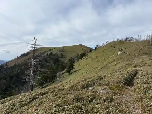 劔山本宮宝蔵石神社(徳島県)