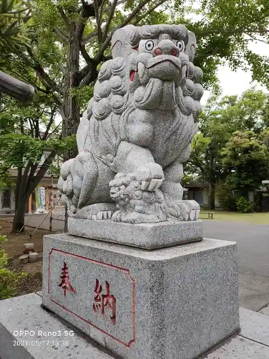 当代島稲荷神社の狛犬