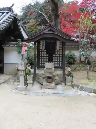 法起院の末社・摂社