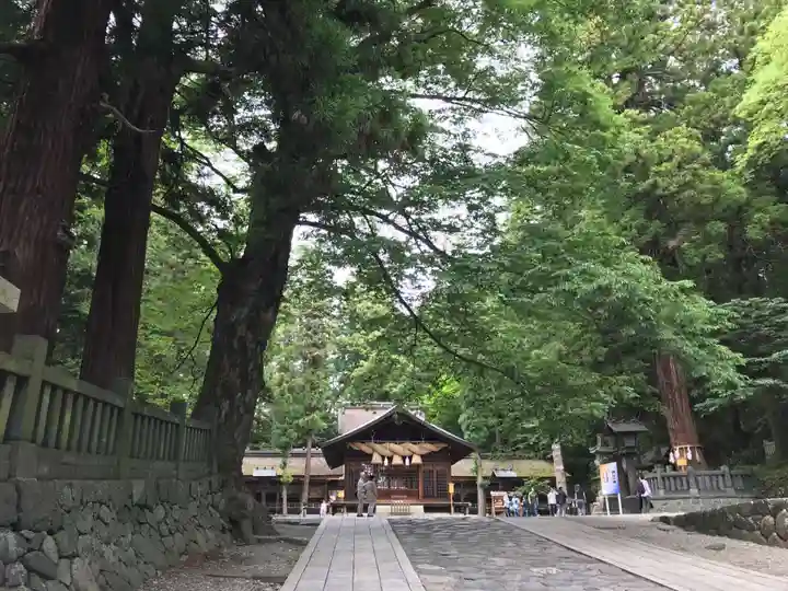 諏訪大社下社春宮(長野県)