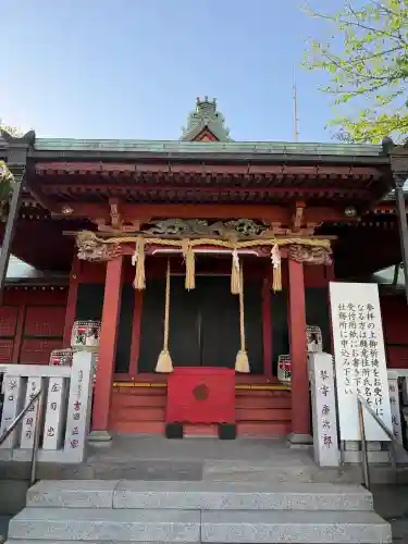 （芝生）浅間神社の{uncategorized: "未分類", other: "その他", undefined: "問題あり", building: "その他建物", grave: "お墓", sacred_gate: "鳥居", guardian: "狛犬", statue: "像", buddha: "仏像", history: "歴史", nature: "自然", garden: "庭園", animal: "動物", pagoda: "塔", temizu: "手水舎", mountain_gate: "山門・神門", sanctuary: "本殿・本堂", subordinate: "末社・摂社", art: "芸術", scenery: "景色", jizo: "地蔵", ema: "絵馬", goshuin: "御朱印", omikuji: "おみくじ", items: "授与品その他", amulet: "お守り", goshuincho: "御朱印帳", eats: "食事", festival: "お祭り", votive_dance: "神楽", shichigosan: "七五三参", wedding: "結婚式", experience: "体験その他", initially: "初詣", around: "周辺", anti_infection: "感染症対策"}