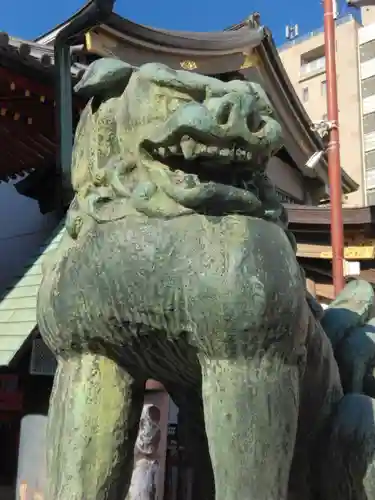 浅草神社の狛犬