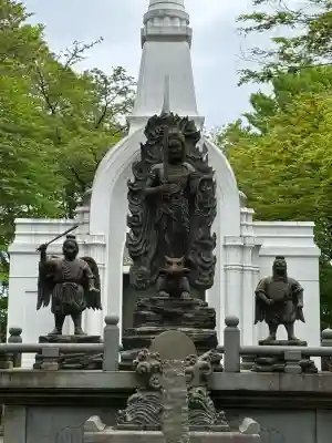 高尾山薬王院(東京都)