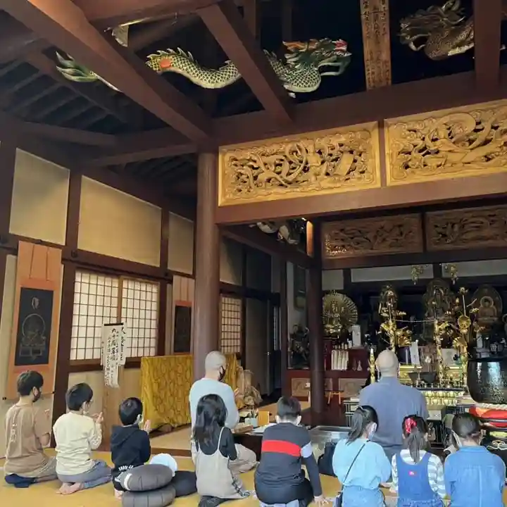 亀峰山平成院の本殿・本堂