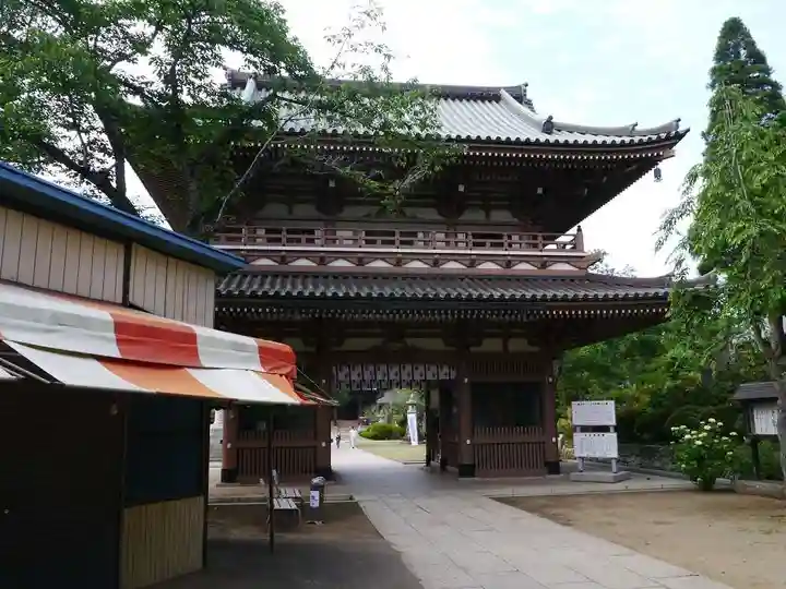東勝寺宗吾霊堂の山門・神門
