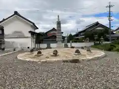 玉泉寺の塔