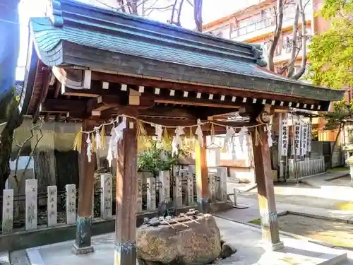 若宮八幡社の手水舎