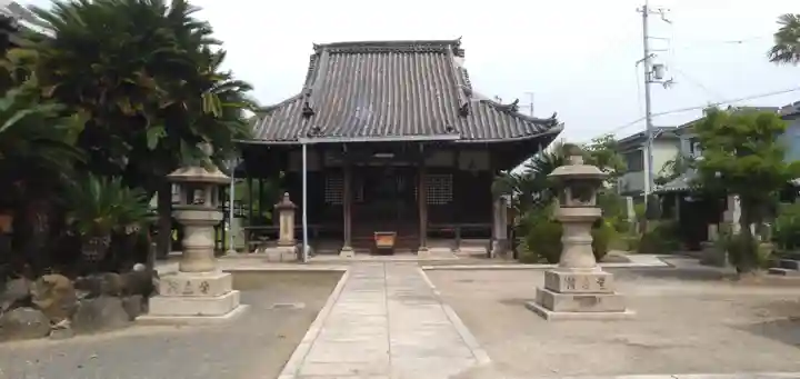 本澄寺の本殿・本堂