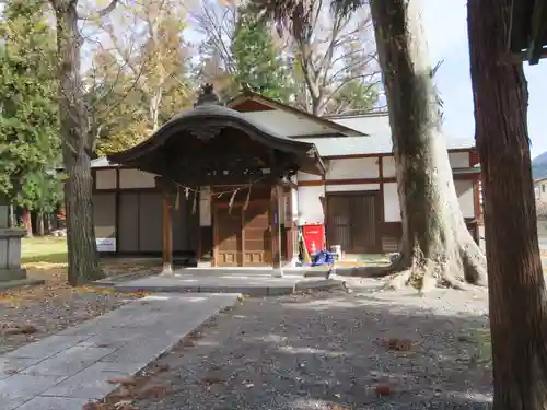 筑摩神社の建物その他