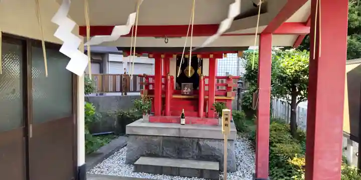 目黒三田春日神社の本殿・本堂