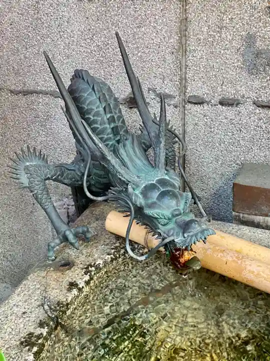 永福寺(蛸薬師堂)の手水舎