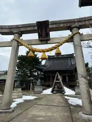 川巴良諏訪神社(富山県)