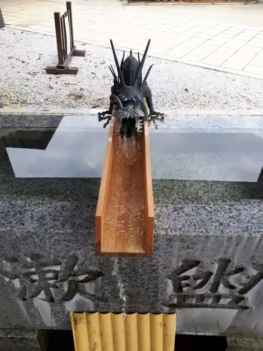 川越八幡宮の手水舎