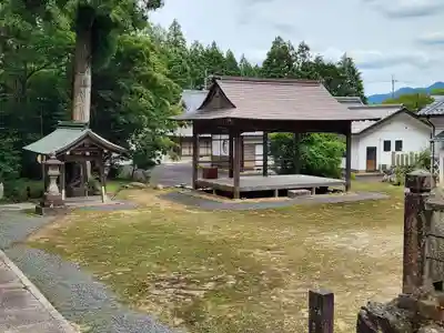 伊尼神社のその他建物