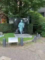 富岡八幡宮の像