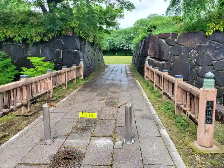 勝姫稲荷神社の周辺