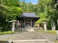 上山八幡宮の{uncategorized: "未分類", other: "その他", undefined: "問題あり", building: "その他建物", grave: "お墓", sacred_gate: "鳥居", guardian: "狛犬", statue: "像", buddha: "仏像", history: "歴史", nature: "自然", garden: "庭園", animal: "動物", pagoda: "塔", temizu: "手水舎", mountain_gate: "山門・神門", sanctuary: "本殿・本堂", subordinate: "末社・摂社", art: "芸術", scenery: "景色", jizo: "地蔵", ema: "絵馬", goshuin: "御朱印", omikuji: "おみくじ", items: "授与品その他", amulet: "お守り", goshuincho: "御朱印帳", eats: "食事", festival: "お祭り", votive_dance: "神楽", shichigosan: "七五三参", wedding: "結婚式", experience: "体験その他", initially: "初詣", around: "周辺", anti_infection: "感染症対策"}