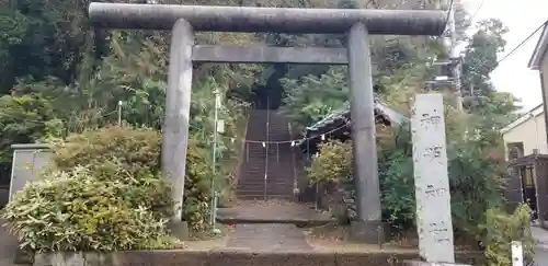 神明神社の鳥居