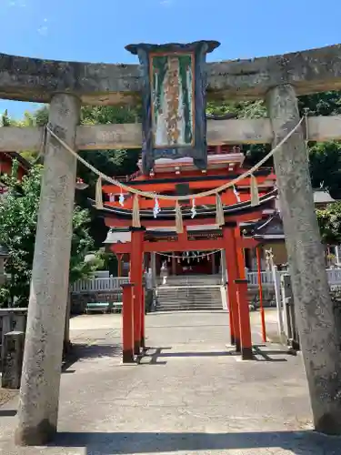 草戸稲荷神社の鳥居