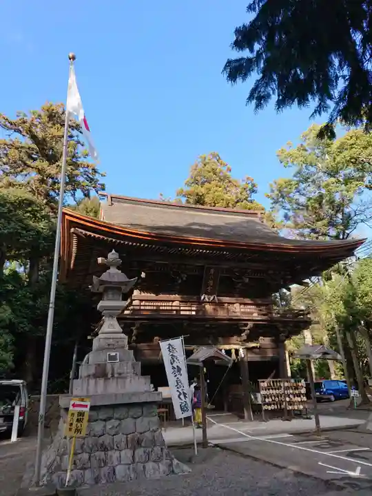 府八幡宮の山門・神門