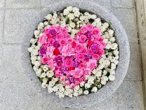 美濃國一宮　南宮大社の手水舎