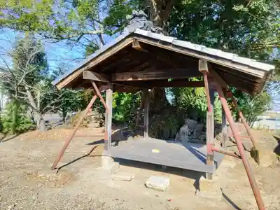 白山社の本殿・本堂