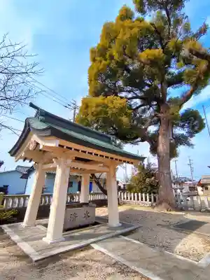 八劔社（五日市場）の手水舎