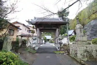眞珠院の山門・神門