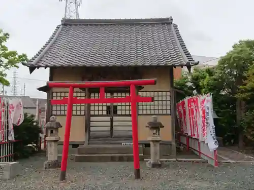 稲荷社（寄住町）の本殿・本堂