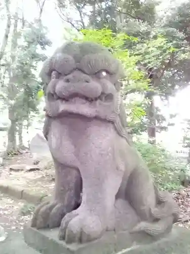 峯ヶ岡八幡神社の狛犬